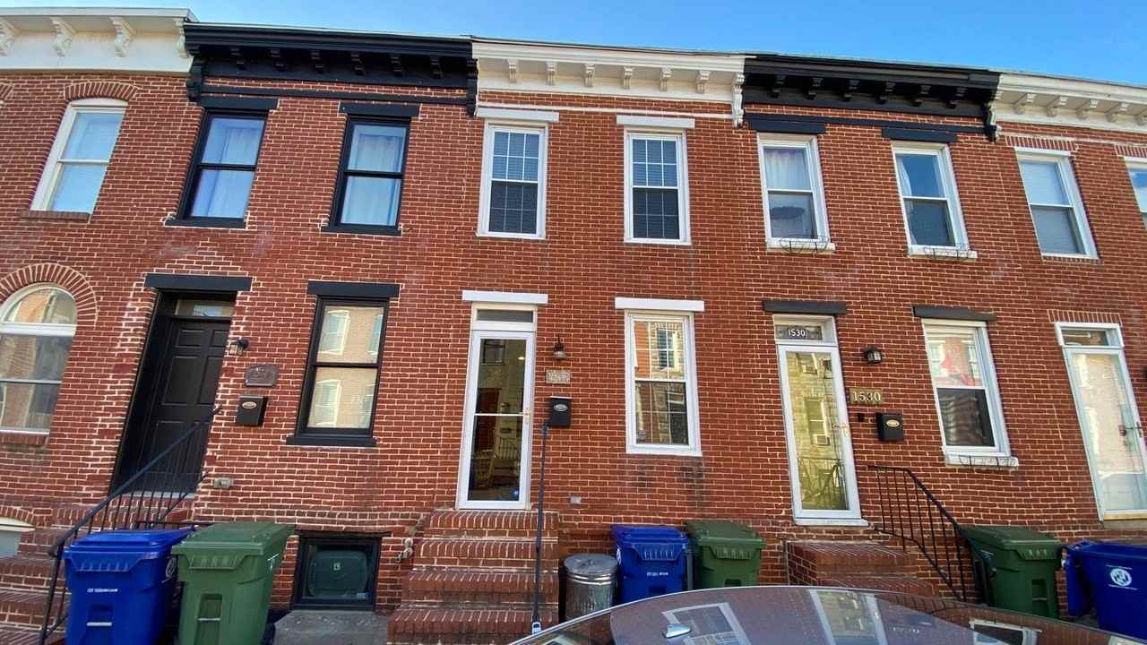 1532 Clarkson St - Photo 2 of 23