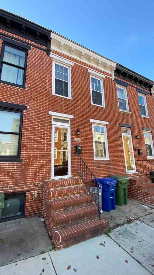 1532 Clarkson St - Photo 3 of 23