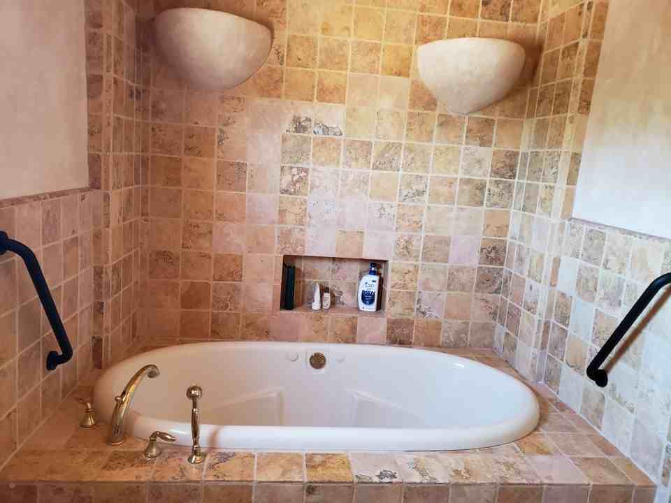 28 San Marcos Road West - Photo 3 of 18