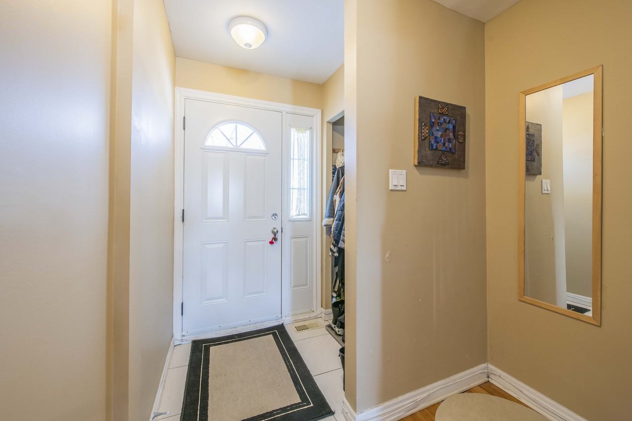 118 Viewmount Drive - Photo 2 of 26