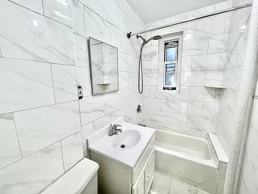 34-46 91st Street #H61 - Photo 5 of 6