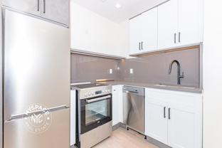 2911 Albemarle Rd #4R - Photo 1 of 1