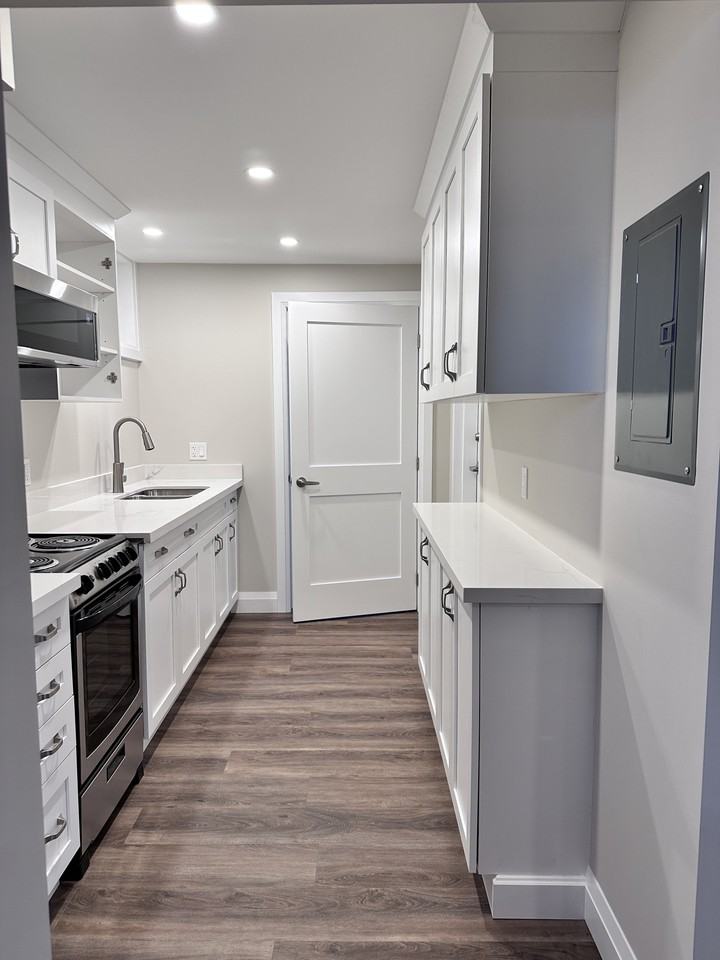 12 Golden Oak Drive - Photo 2 of 8