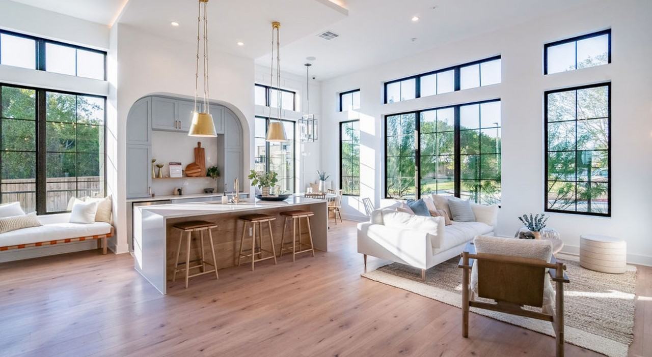 6115 6118FM 969 - Photo 3 of 37