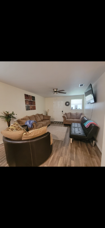 2805 Nancy St - Photo 2 of 18