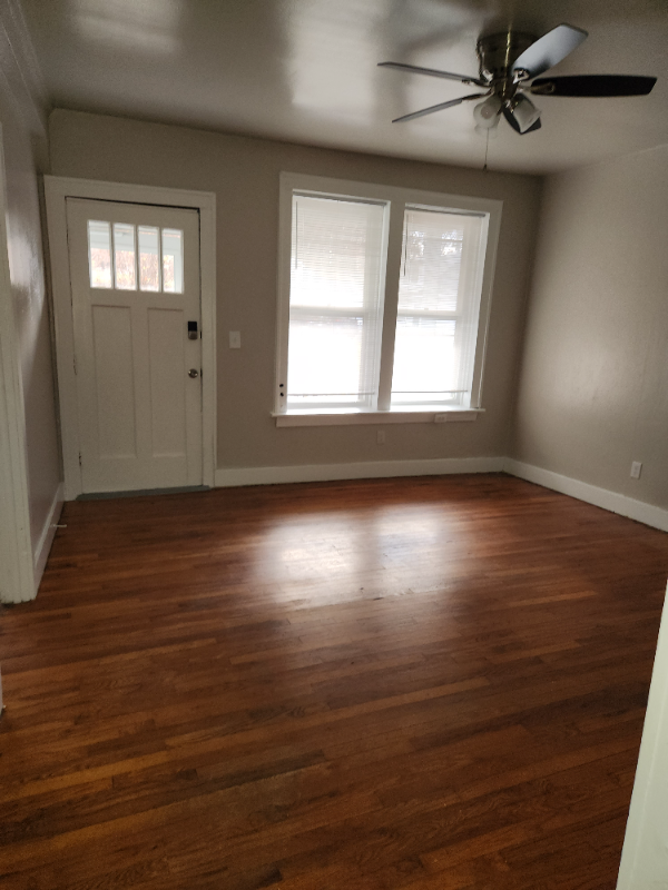 9 Lakeview Ave #1 - Photo 2 of 9