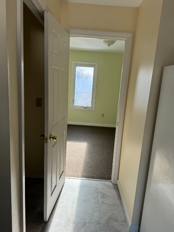 119 North St #B - Photo 2 of 9