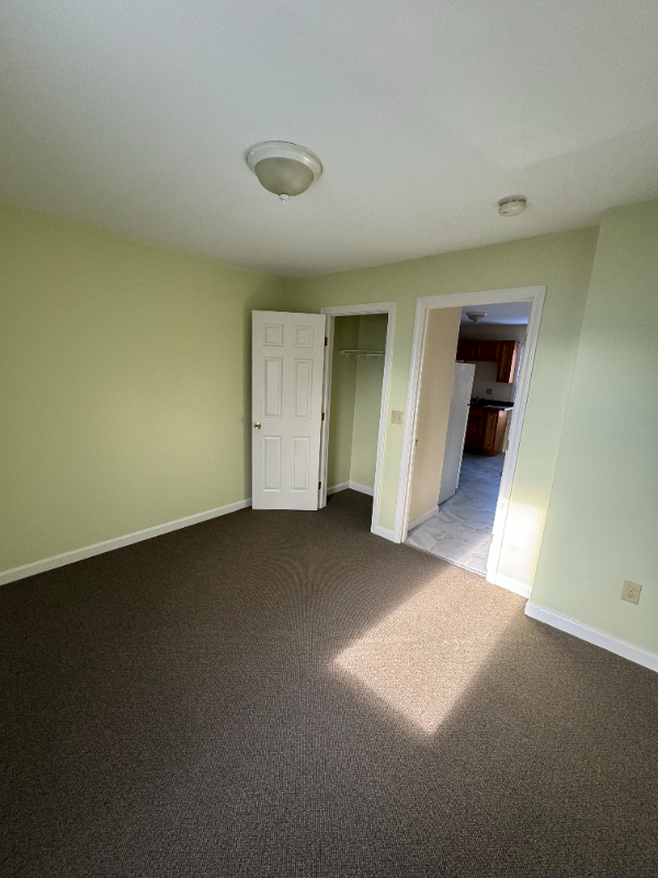 119 North St #B - Photo 3 of 9