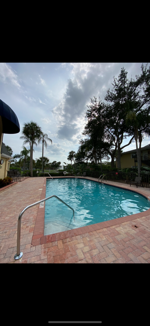 3001 58th Ave S - Photo 2 of 11