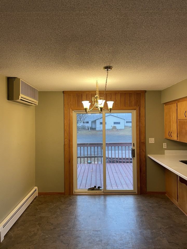 2122 Wisconsin 35 - Photo 3 of 8