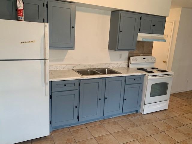 903 West First Street #2 - Photo 3 of 5