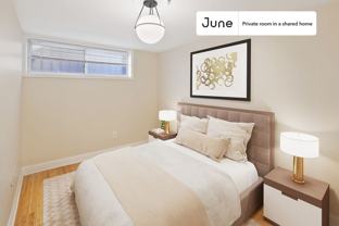 1380 Bryant St Ne #A - Photo 1 of 1