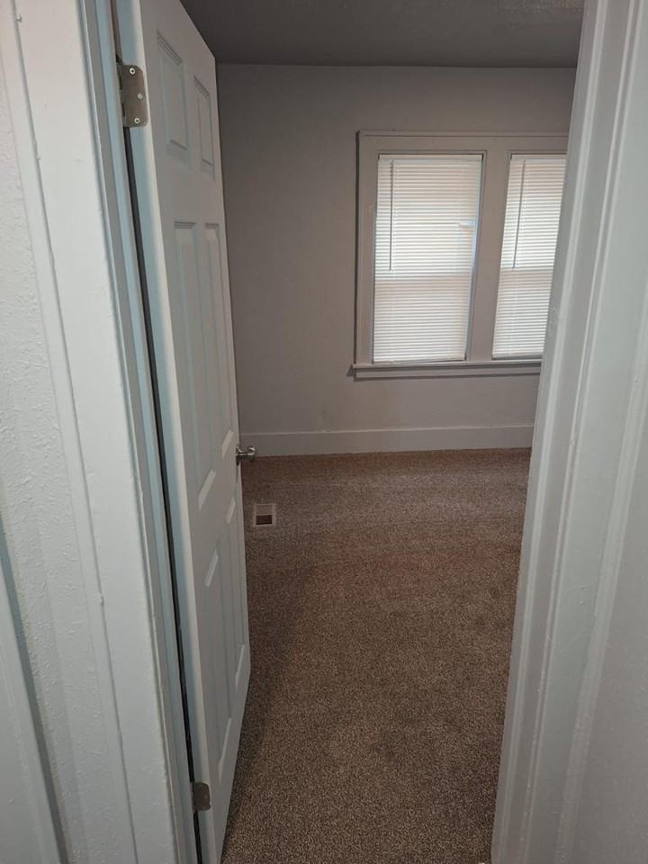 13225 Santa Rosa Dr #1 - Photo 4 of 24