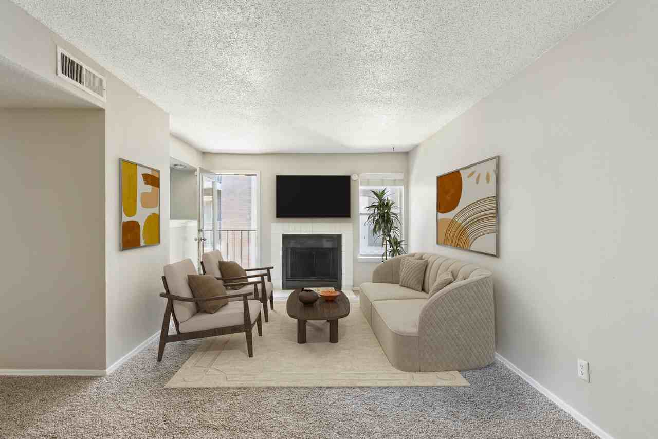 The Hamptons - Photo 4 of 25