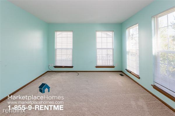 6814 102nd Ave - Photo 3 of 17