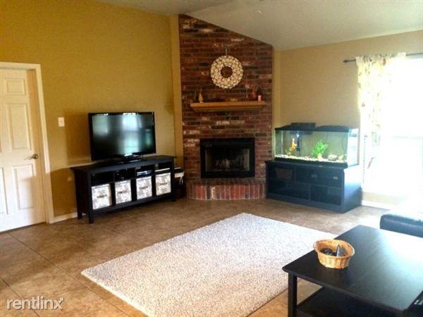 116 Danzig Dr - Photo 2 of 4