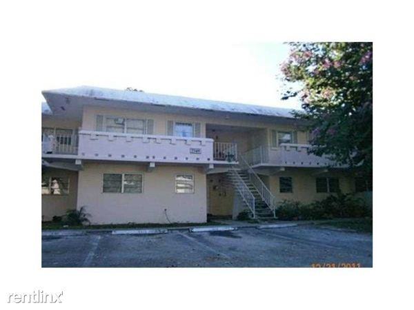 7348 SW 82nd St - Photo 3 of 6