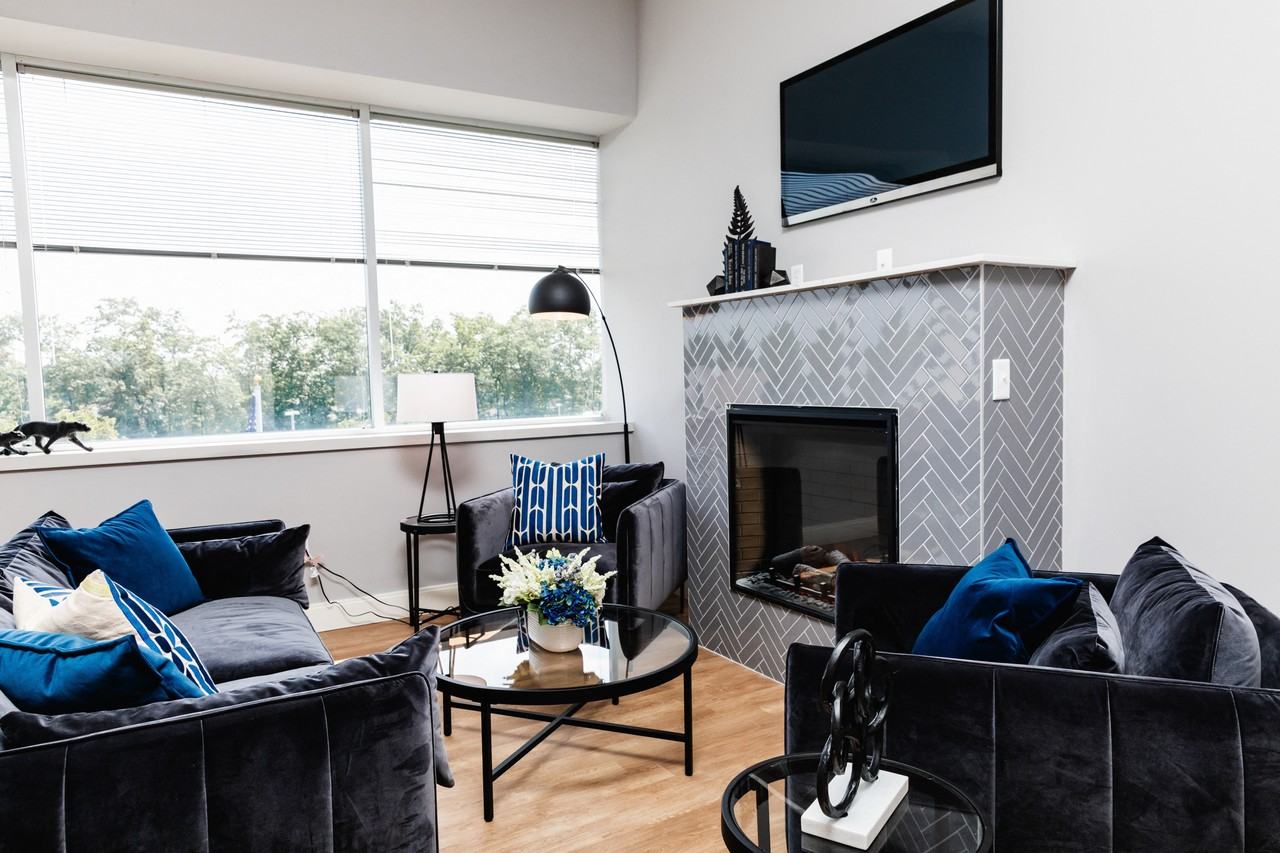 Huntington Exchange Merrimack - Photo 6 of 44