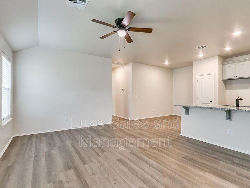 10715 Lawson Place Rd - Photo 3 of 34