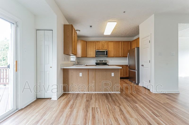 1404 Roman Ridge Way - Photo 6 of 29