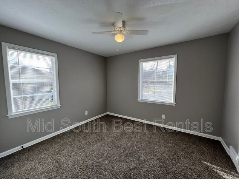 2944 N Trezevant St - Photo 5 of 8