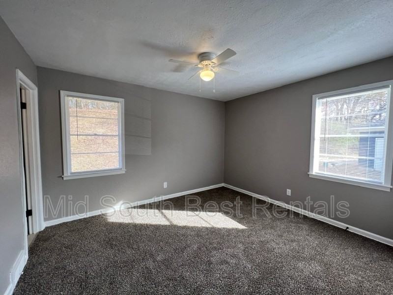 2944 N Trezevant St - Photo 6 of 8