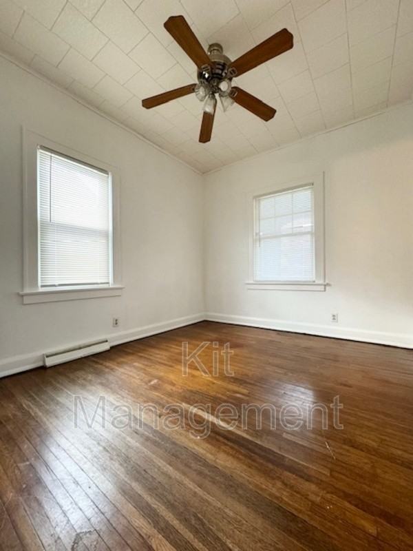 1023 National Ave - Photo 5 of 11