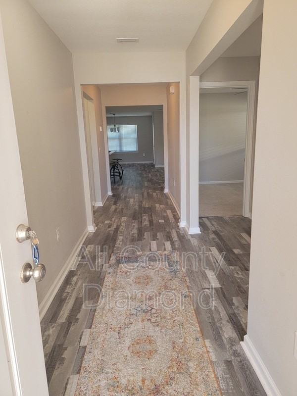 4711 Windsor Park Ln - Photo 5 of 13