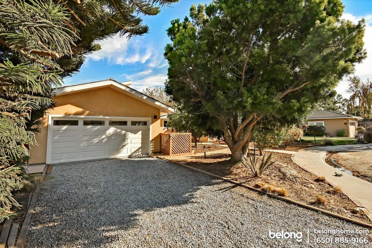 886 Bayleaf Ct - Photo 2 of 50