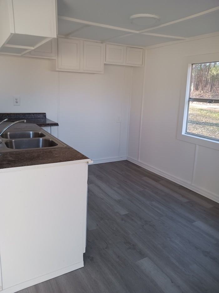 1543 Fleetwood Dr - Photo 3 of 5