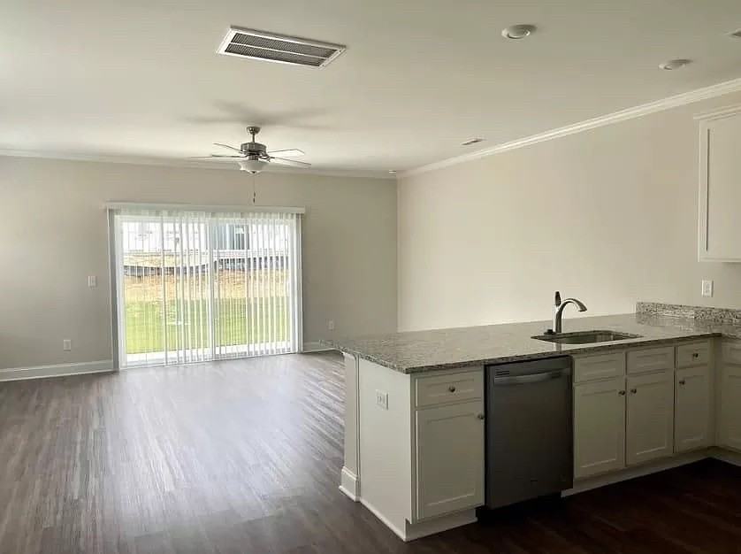 6906 Thalweg Drive - Photo 5 of 30