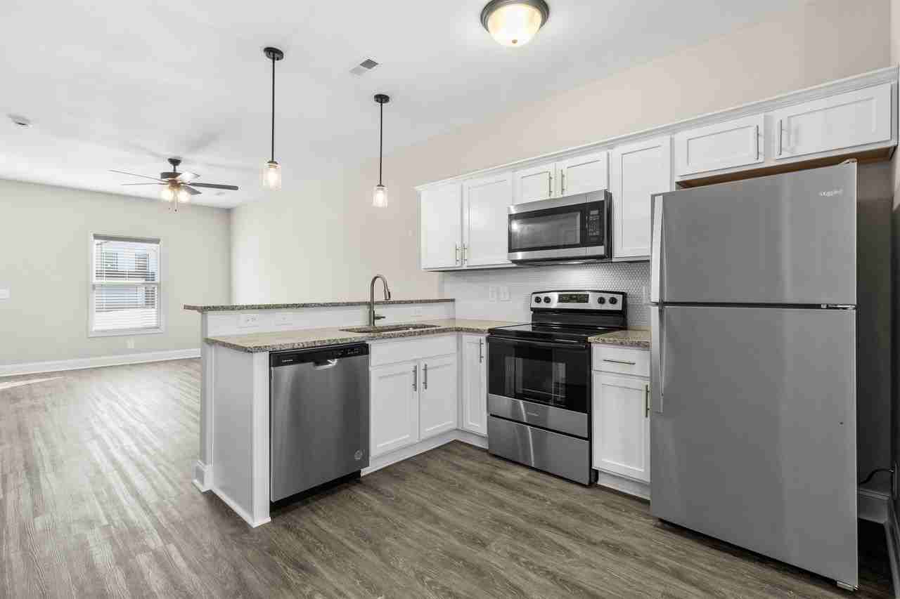 203 Copeland Rd Bldg B #5 - Photo 4 of 13