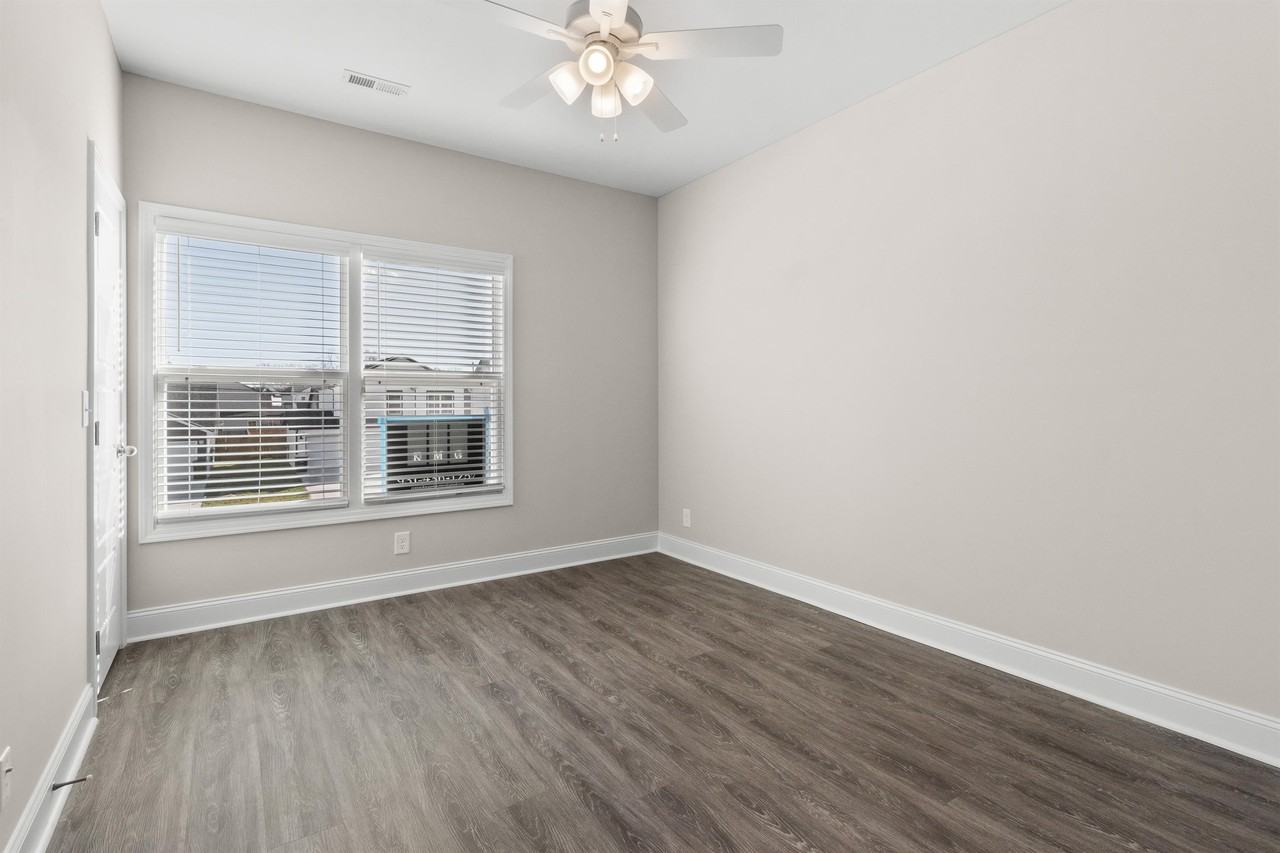 203 Copeland Rd Bldg B #5 - Photo 6 of 13
