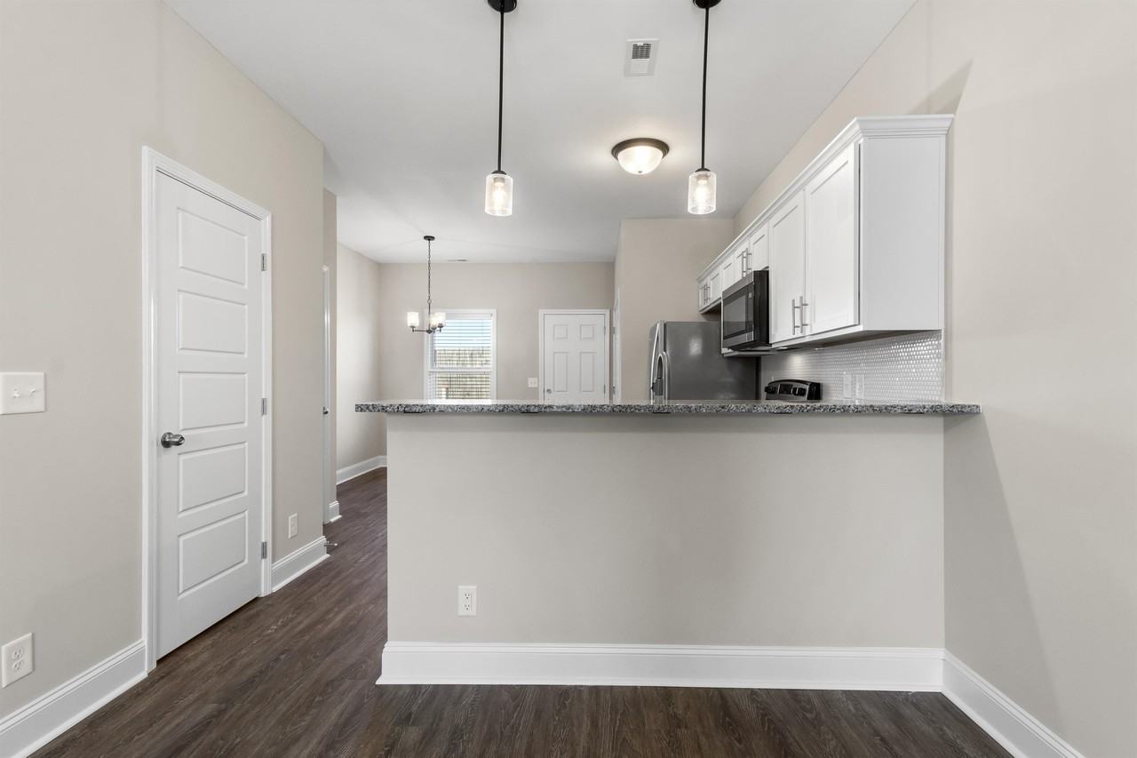 203 Copeland Rd Bldg B #6 - Photo 3 of 13