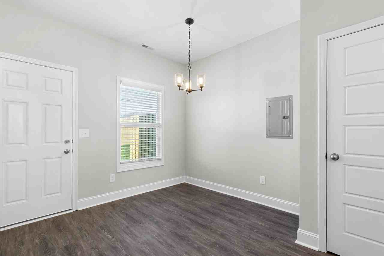 203 Copeland Road - 3BLDG C #3 - Photo 5 of 20