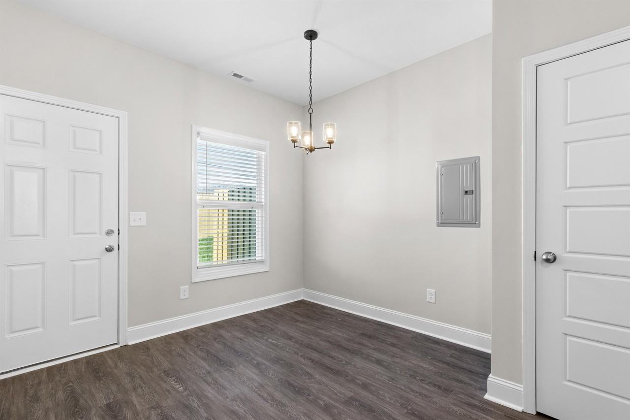 203 Copeland Road - 5BLDG C #5 - Photo 5 of 20