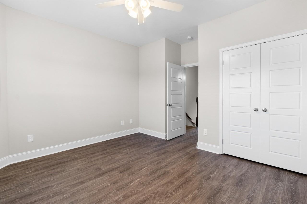 203 Copeland Road - 5BLDG C #5 - Photo 7 of 20