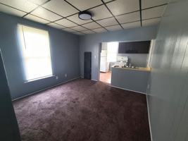 featured image of 526 E Walnut St #A