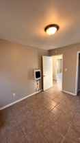 2333 Sw 38th St #1 - Photo 1 of 1