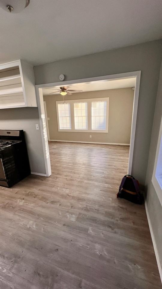 2333 Sw 38th St #1 - Photo 7 of 13