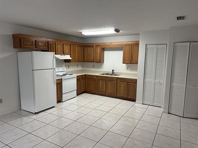 1559 Sam Asbury Ave #1559 - Photo 4 of 10