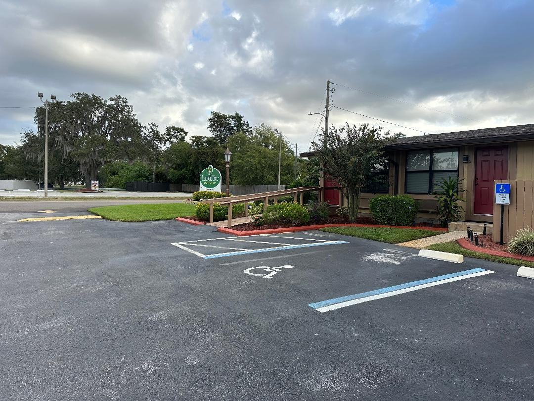 1015 W Bell St #20 - Photo 3 of 12