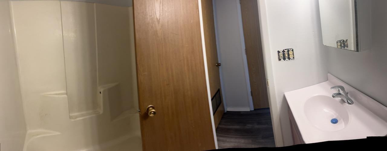 1003 Avenue C - A #A - Photo 5 of 5