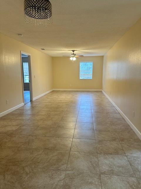 31 Deacon Jones Blvd - Photo 2 of 11