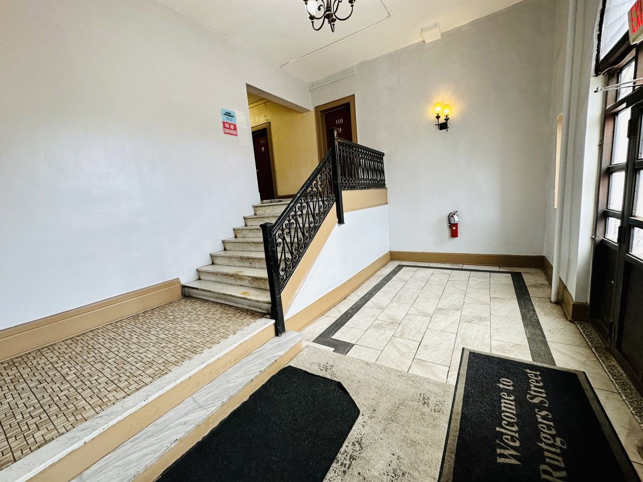 30 Rutgers St #105 - Photo 2 of 13