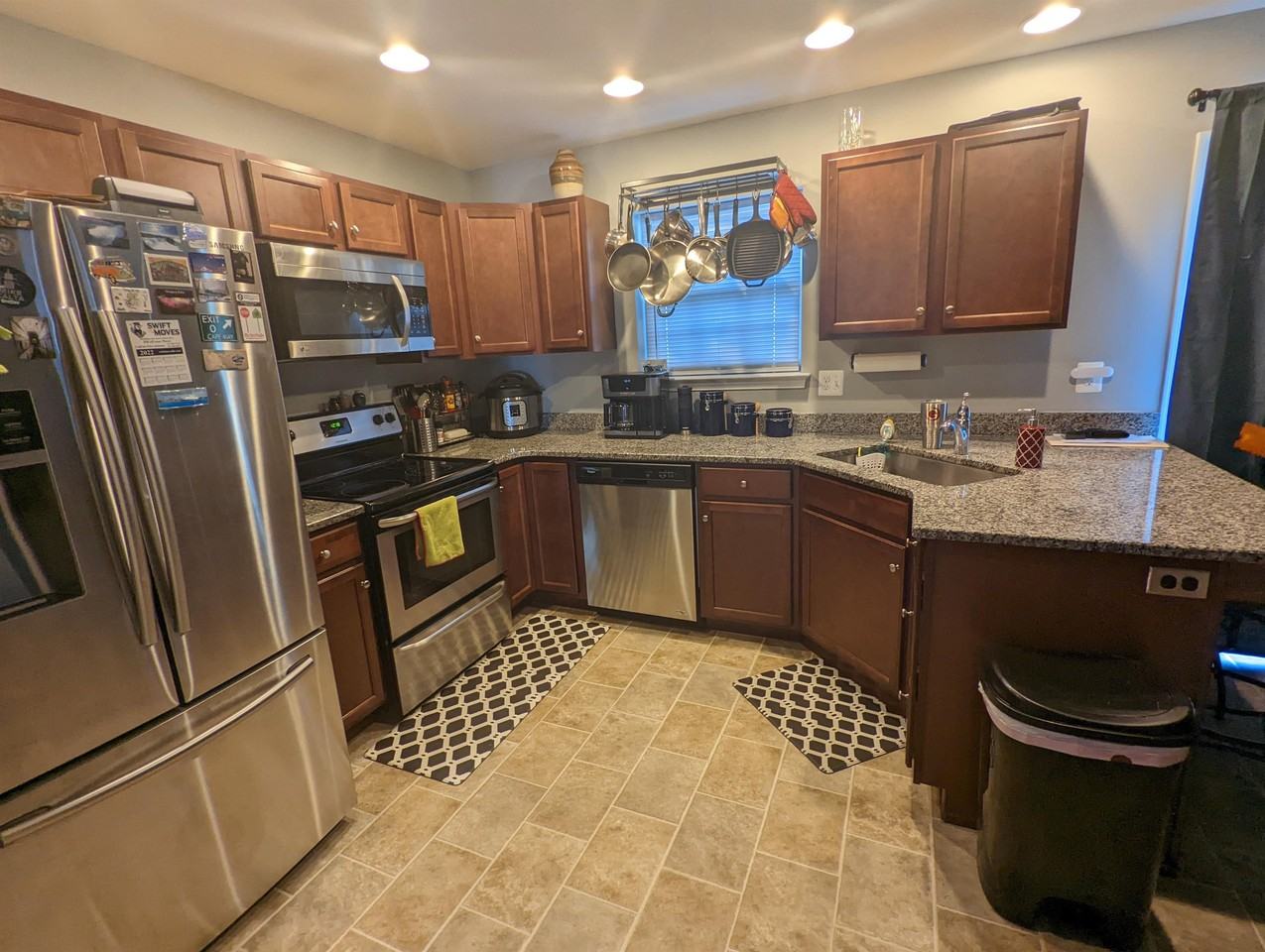 6 Tyrone Ave - Photo 2 of 10