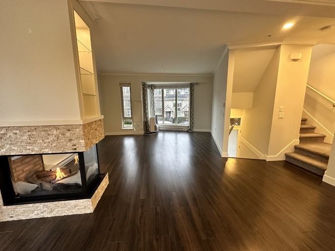 757 Orwell St #1 - Photo 3 of 16