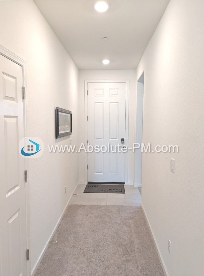 9530 Sandscript Ct - Photo 2 of 30