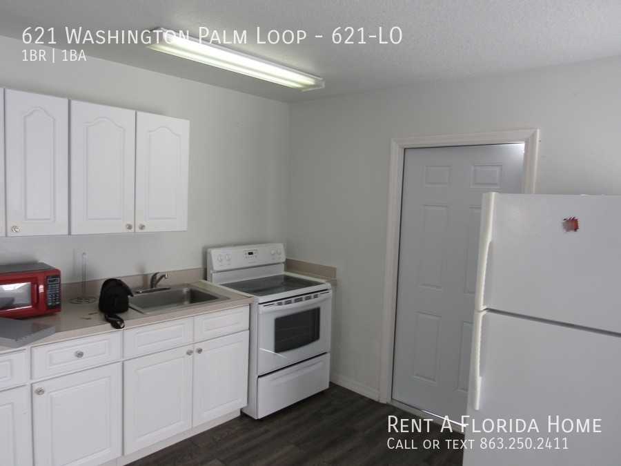 621 Washington Palm Loop #621LO - Photo 3 of 13