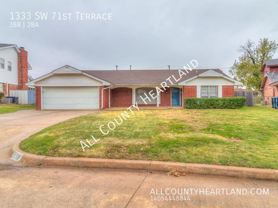 1333 Sw 71st Ter - Photo 2 of 34